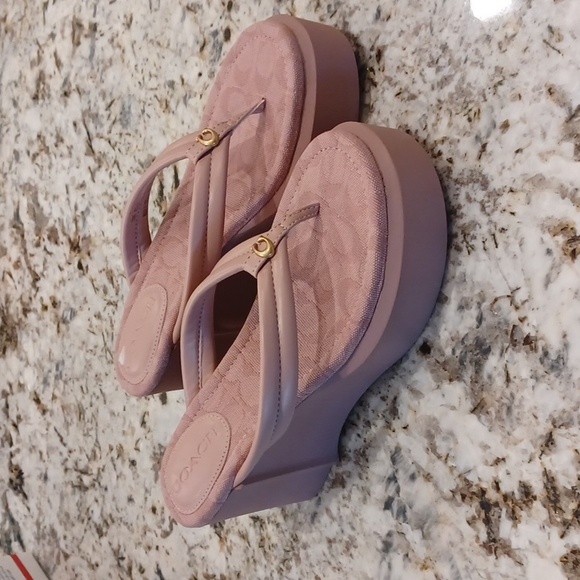 Coach Franki Pink Leather Wedge Flip-Flops Retro Sandals Y2K NEW Size 8 - Picture 4 of 16